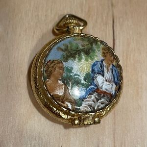 Vintage Antique 1950s/1960s Gold Tone Charm